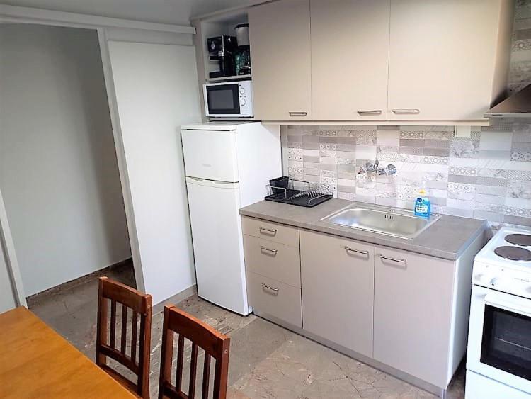 Apartments Marina Порто-Рафті Екстер'єр фото